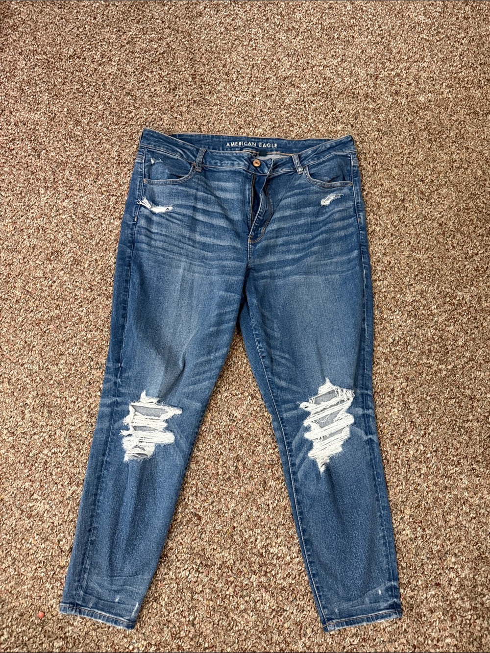 American Eagle Outfitters Women's Distressed Dark Blue Skinny Jeans